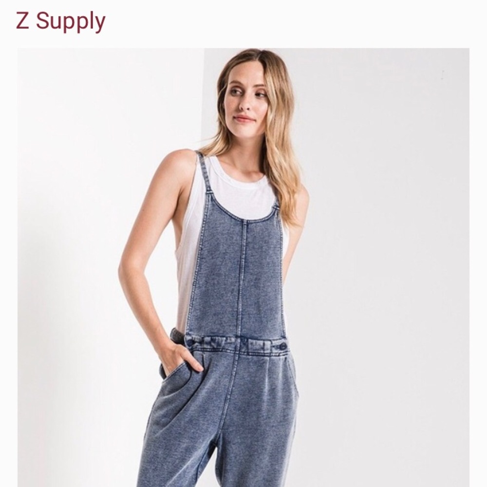 NWOT Z Supply Soft, X-Back Denim Overalls Size M